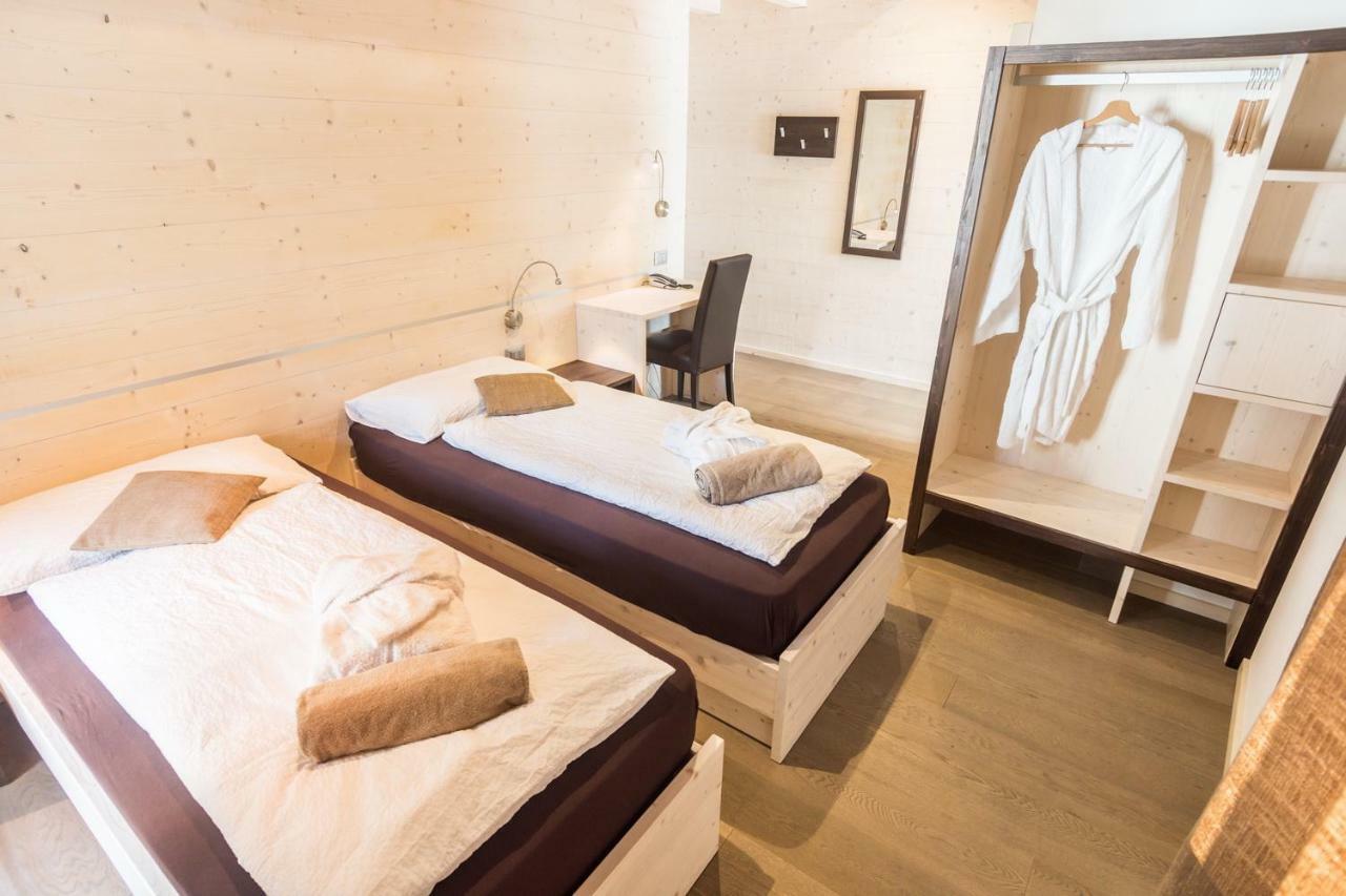 Hotel La Sorgente Тезеро Екстер'єр фото